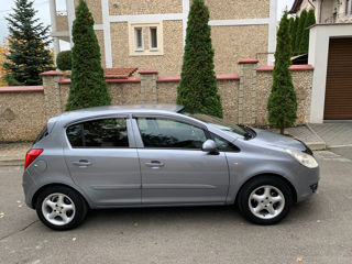 Opel Corsa foto 9