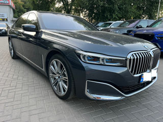 BMW 7 Series foto 8