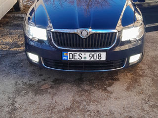 Skoda Superb foto 1