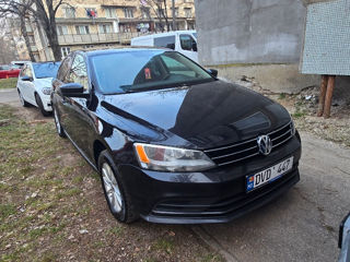 Volkswagen Jetta foto 4