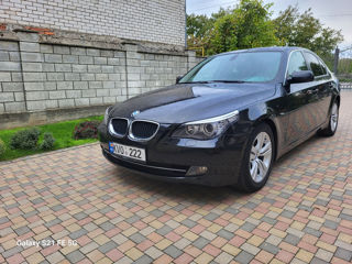 BMW 5 Series foto 1