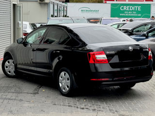 Skoda Octavia foto 3