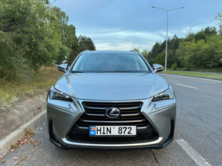 Lexus NX Series foto 4