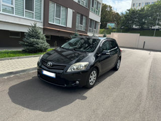 Toyota Auris foto 2