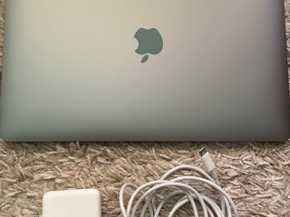 MacBook Air 13 2020 8/250