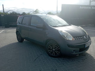 Nissan Note фото 1