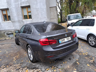 BMW 3 Series foto 4