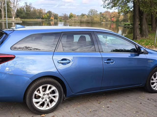 Toyota Auris foto 4