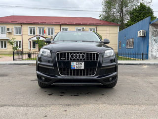 Audi Q7 foto 0
