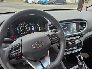 Hyundai IONIQ foto 7