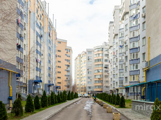 Apartament cu 3 camere, 94 m², Buiucani, Chișinău foto 18