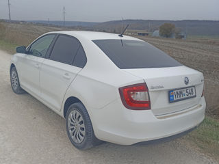 Skoda Rapid foto 2