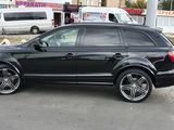 Audi Q7 foto 2