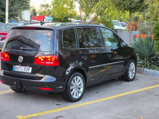 Volkswagen Touran foto 5