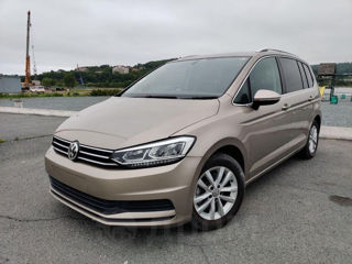 Volkswagen Touran foto 5