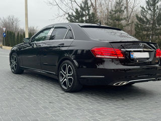 Mercedes E-Class foto 4