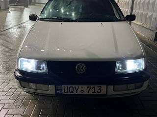 Volkswagen Passat foto 2