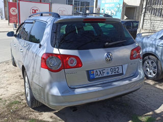 Volkswagen Passat foto 3