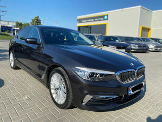 BMW 5 Series foto 1