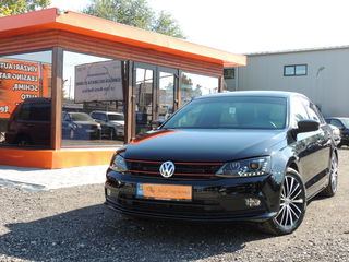 Volkswagen Jetta foto 2