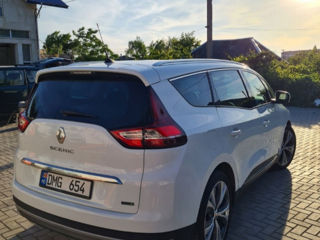 Renault Grand Scenic foto 6