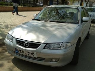 Mazda 626 foto 4