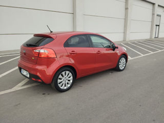 Kia Rio foto 6