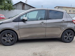 Toyota Yaris foto 4