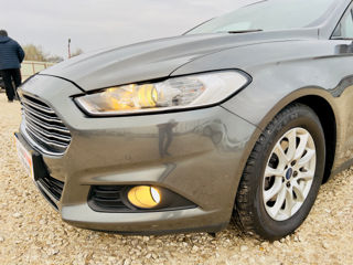 Ford Mondeo foto 20