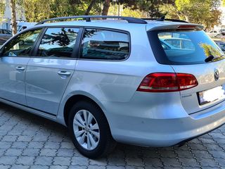 Volkswagen Passat foto 4