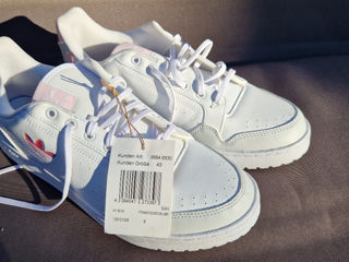 Adidas  /  Nike Air Max foto 0