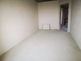 Vand apartament cu 3 camere. com. Tohatin foto 1