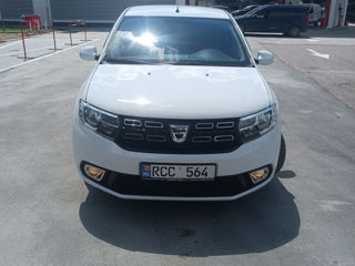 Dacia Logan foto 3