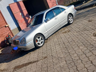 Mercedes E-Class