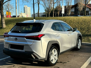 Lexus UX foto 6