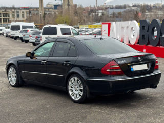 Mercedes E-Class foto 10