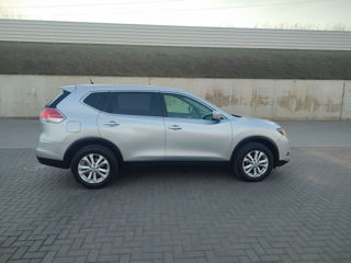 Nissan X-Trail foto 2