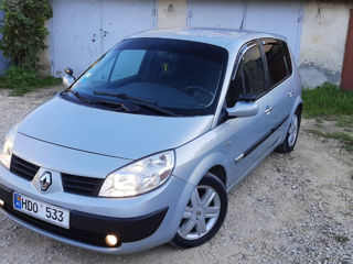 Renault Scenic foto 2