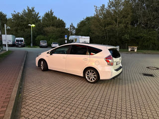 Toyota Prius + foto 2