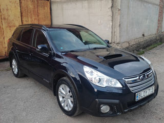 Subaru Outback foto 2