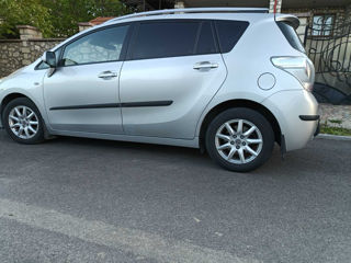 Toyota Verso foto 5