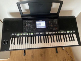 Yamaha PSR S750 foto 2