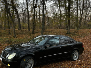 Mercedes E-Class foto 3