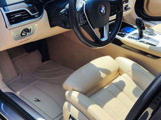 BMW 7 Series foto 6