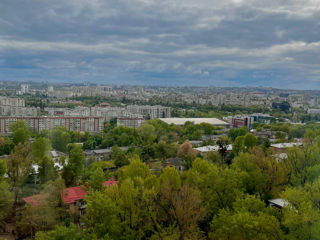 Apartament cu 3 camere, 101 m², Râșcani, Chișinău foto 2