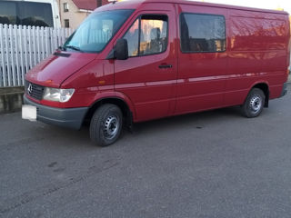 Mercedes Sprinter 208D foto 2