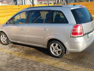 Opel Zafira foto 3