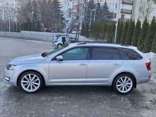 Skoda Octavia foto 4