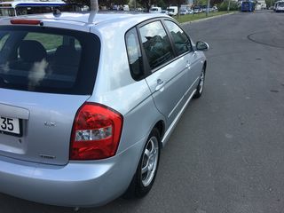 KIA Cerato foto 9