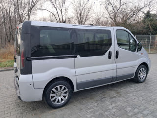 Opel Vivaro foto 3